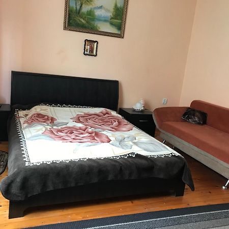 Guest House In Drachino Свалява Екстер'єр фото