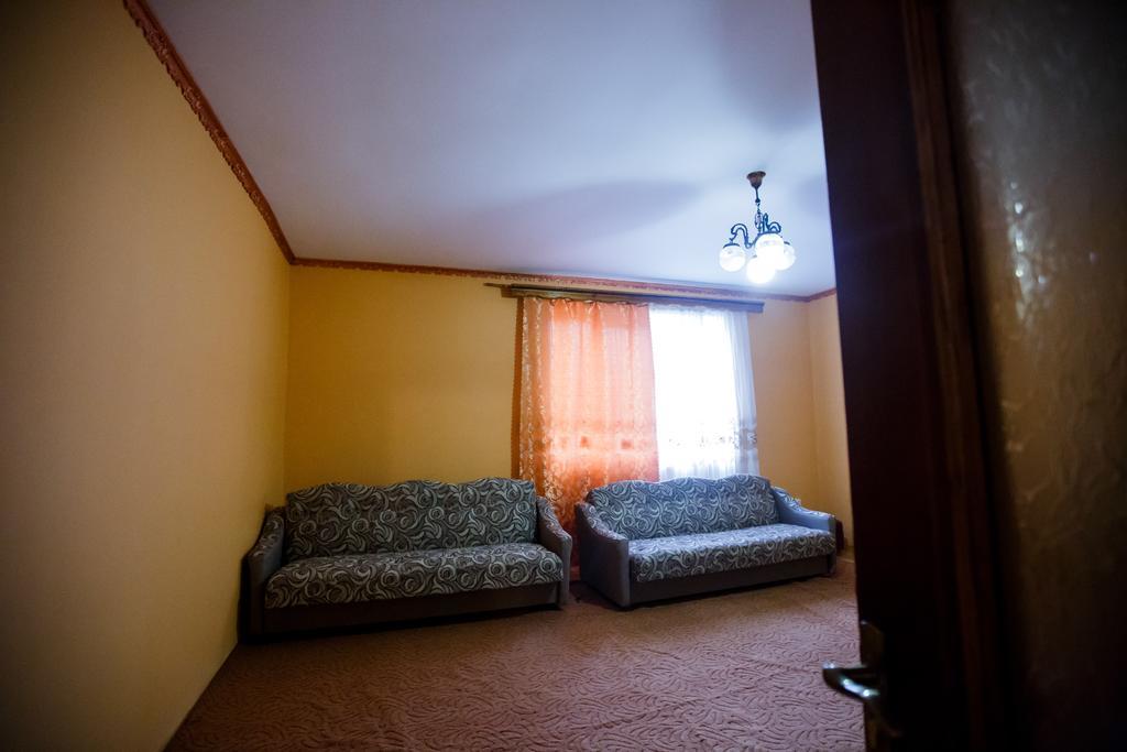 Guest House In Drachino Свалява Екстер'єр фото