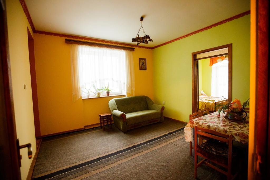 Guest House In Drachino Свалява Екстер'єр фото