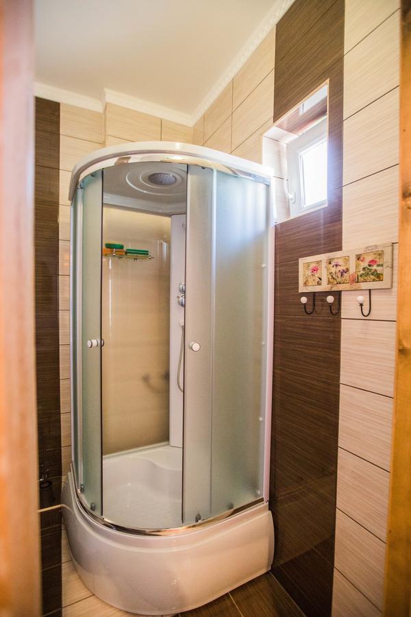Guest House In Drachino Свалява Екстер'єр фото