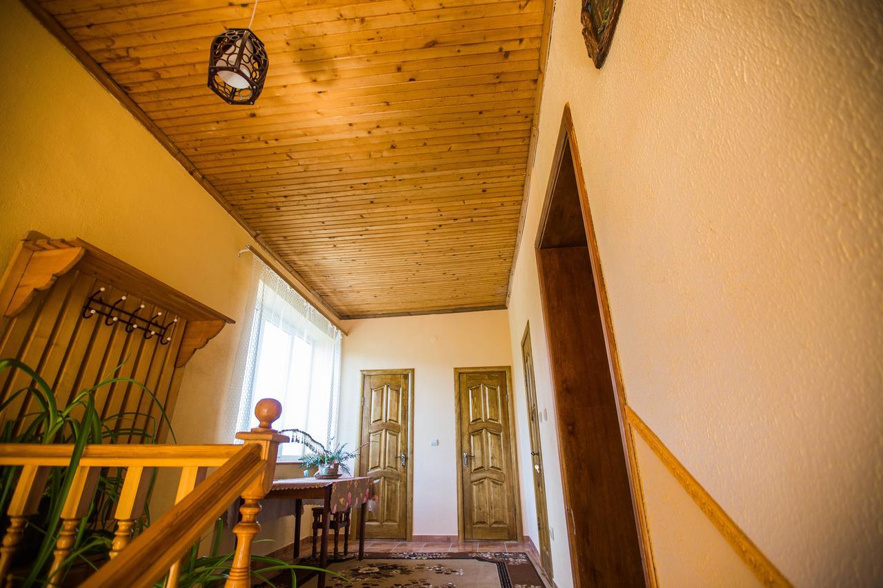 Guest House In Drachino Свалява Екстер'єр фото